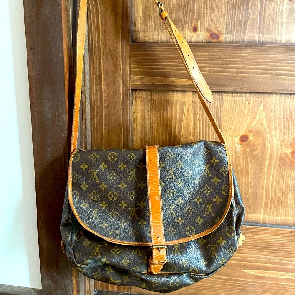 BEAUTIFUL *VERY LARGE* Vintage Louis Vuitton Bag